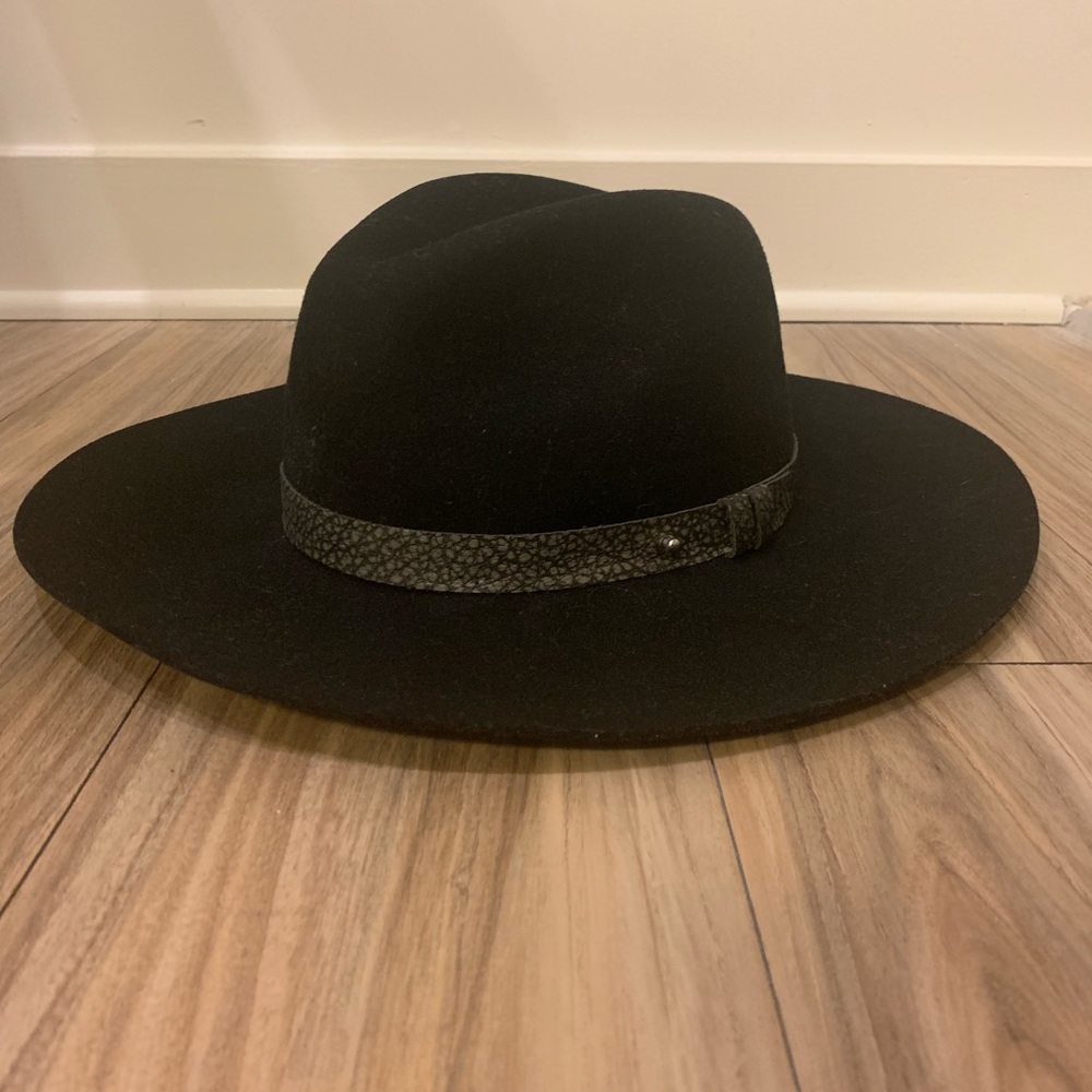 Rag and Bone Hat